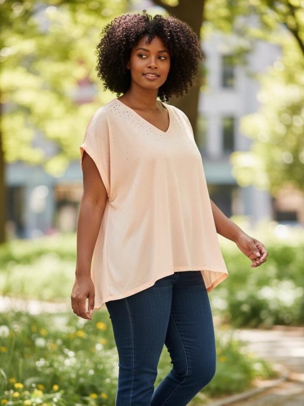 Crystal-Accent V-Neck Short Sleeve Top Cream NWT